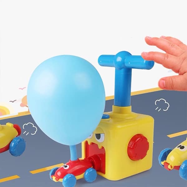 BallonCar, un joc magic de curse de mașini care funcționează cu ajutorul baloanelor